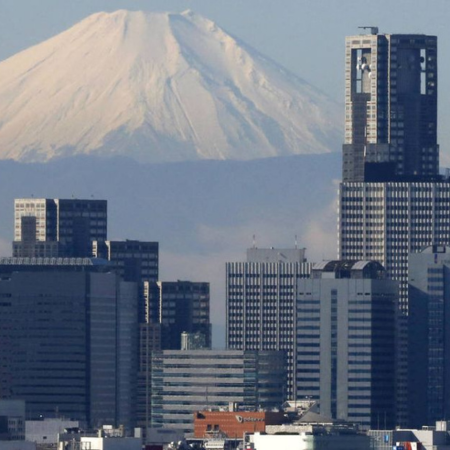 Emirates Airlines Komatsu Office in Japan